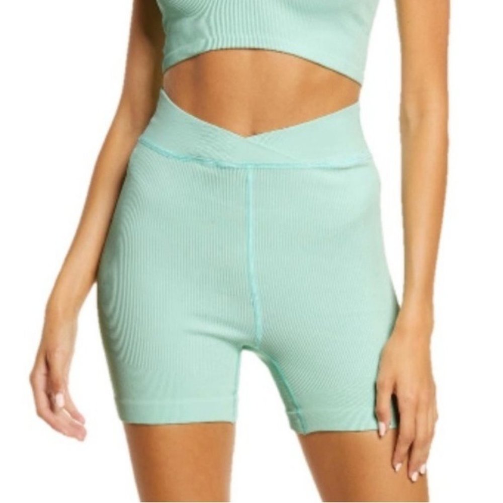 Free People Turquoise Mint Free Throw Short Size M NWT